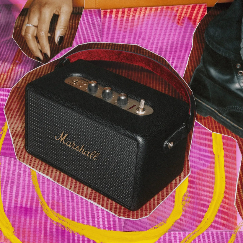 Parlante_Marshall_Portatil_Kilburn_III_Bluetooth_Negro_y_Marron_Imagen_posicion_4_iShop_Peru
