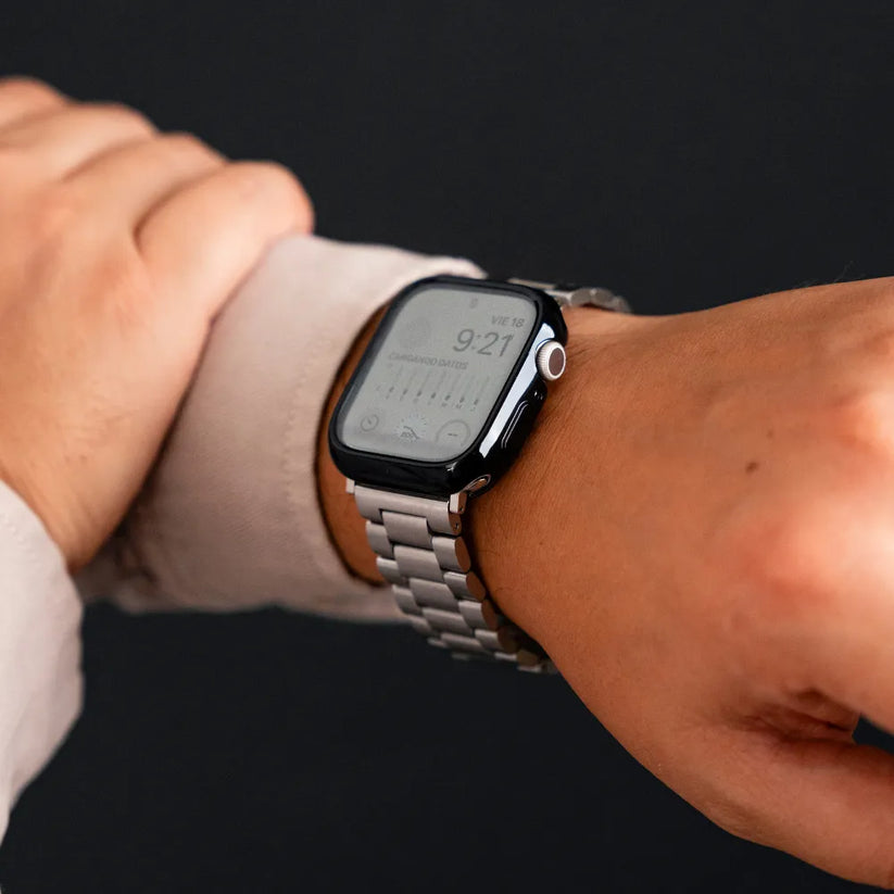 Correa_acero_inoxidable_ClassicLoop_NCO_para_Watch_42_44_45_49mm_Plata_imagen_posicion_9_iShop_Peru